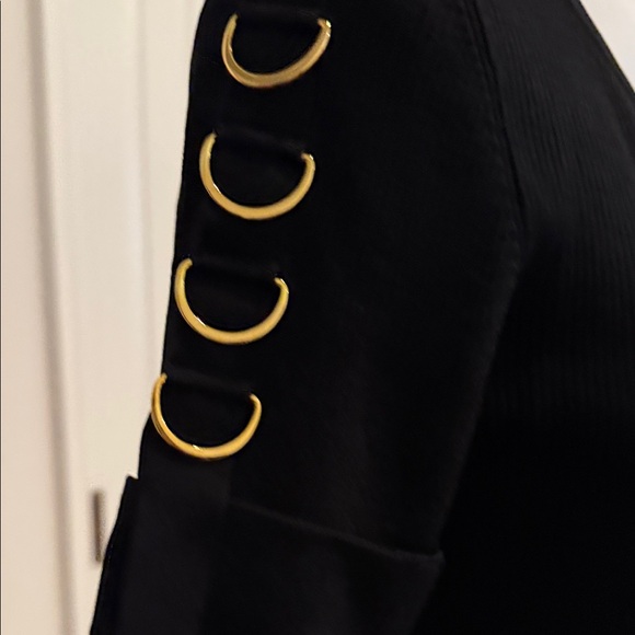 Cable & Gauge Black Top with Gold Ring Accents - Picture 5 of 7